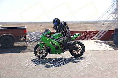 media/Nov-03-2025-Lets Ride (Mon) [[4d74c1c4d3]]/A Group/Grid/